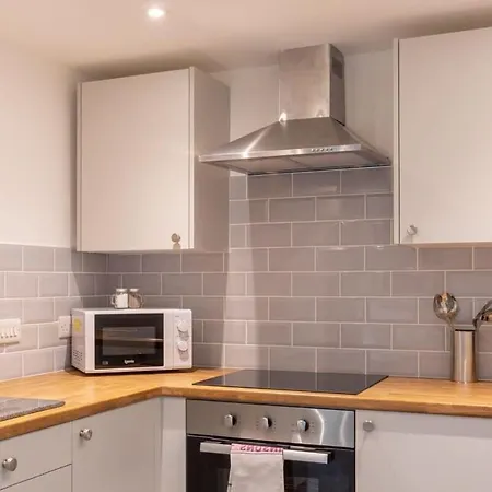 Cosy & Modern 1 Bed 아파트 리즈