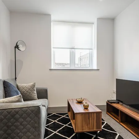 Cosy & Modern 1 Bed Apartment *