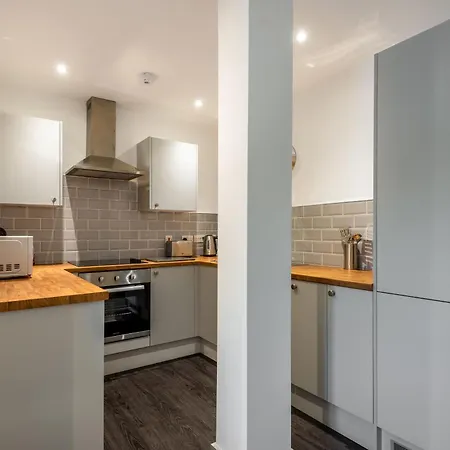 Cosy & Modern 1 Bed * Leeds (West Yorkshire)